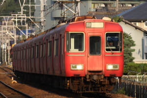 尾張瀬戸に向けて回送中の6757F