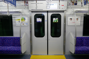 客室ドアの内側