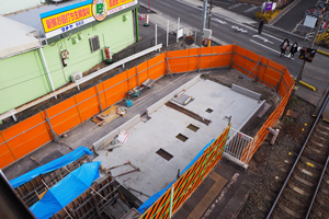北口駅舎建設現場