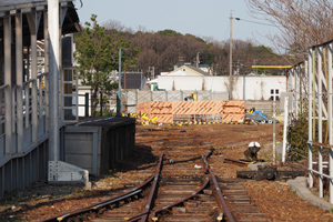 検車区跡地レール撤去