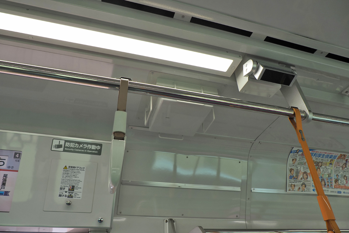 �h�ƃJ�����ݒu